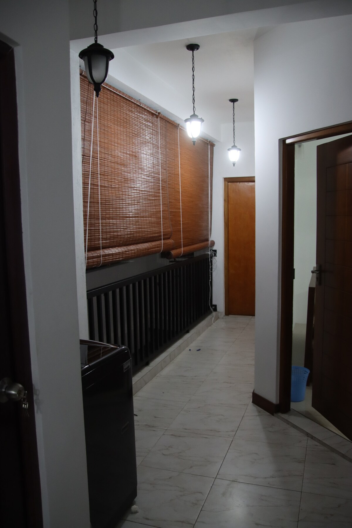 Four bedroom house with free parking in Nawala.