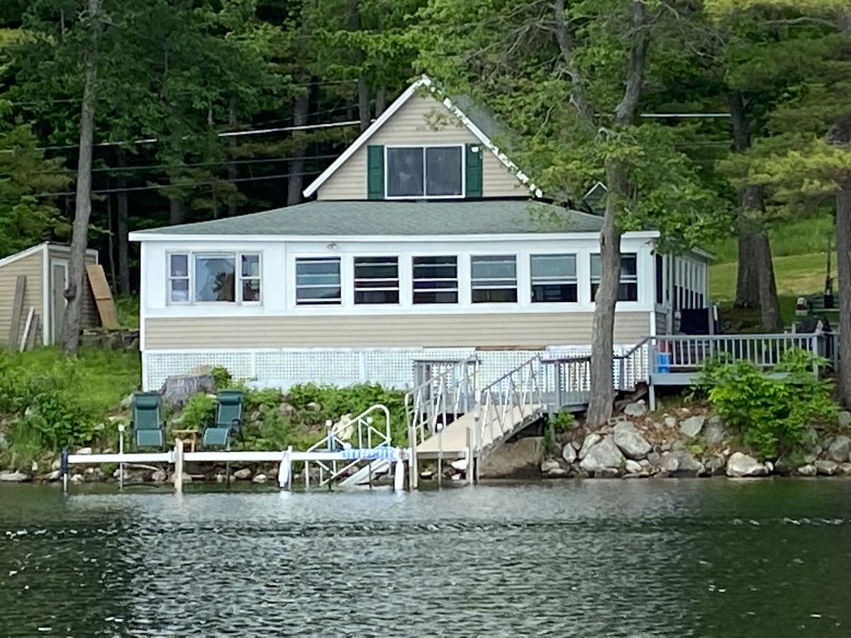 Serene family camp in Maine on pristine pond