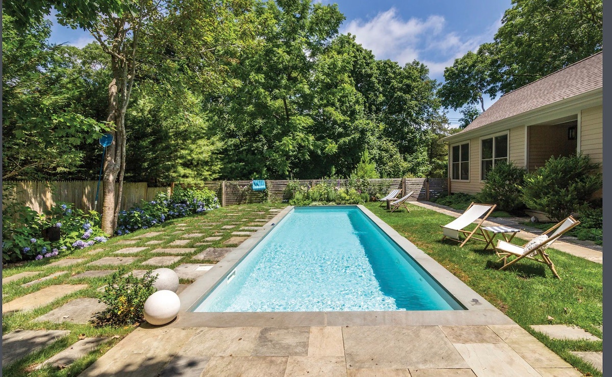 Prime location East Hampton home