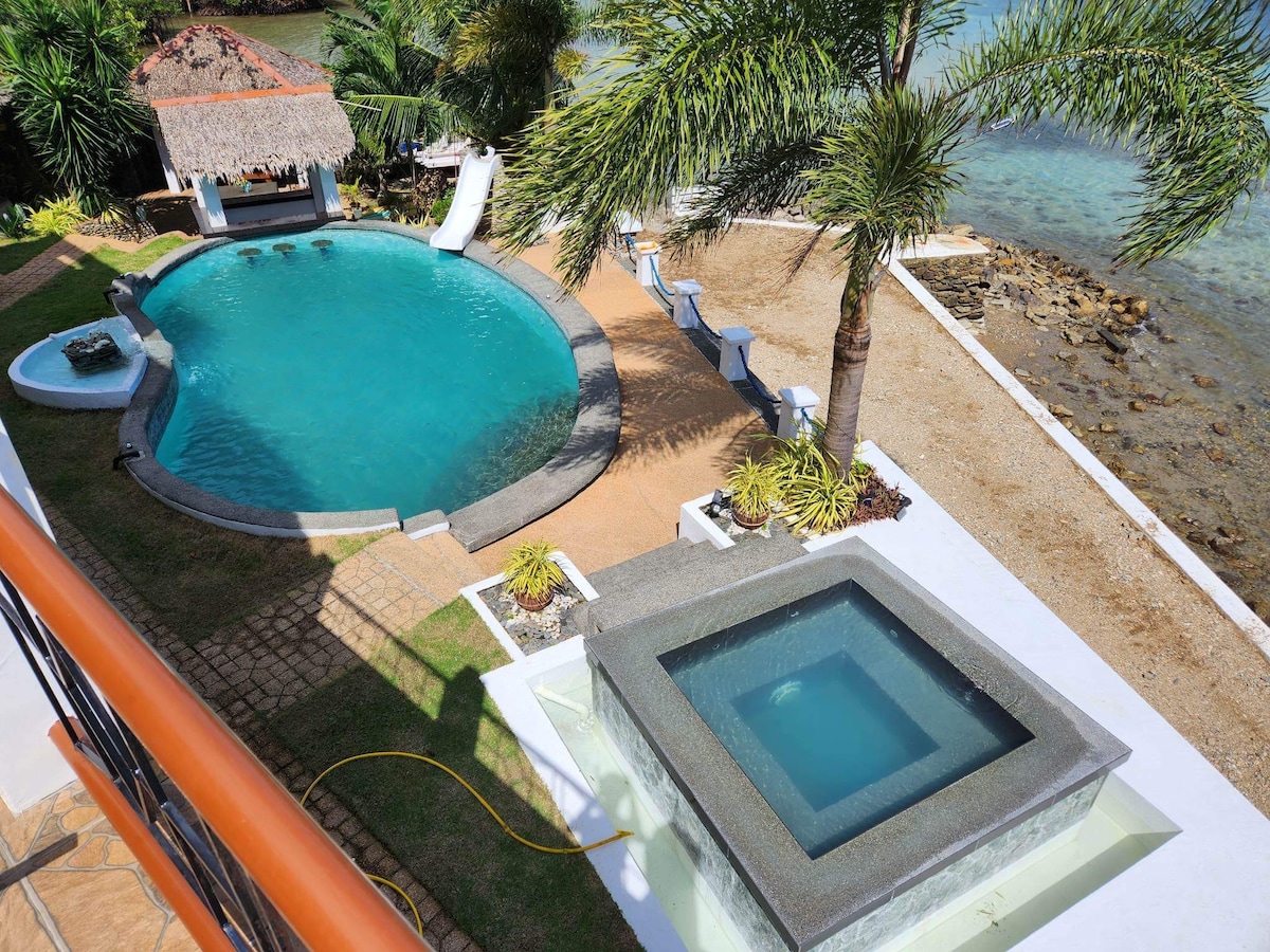 Luxury 《Oceanfront》 Escape | Private Pool, Jacuzzi