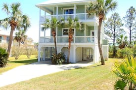 Steps From Beach With Ocean View