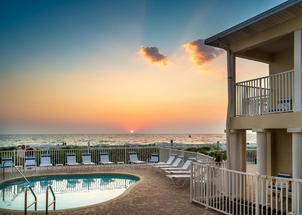 Ocean View Patio - Free Parking - Self Check-in