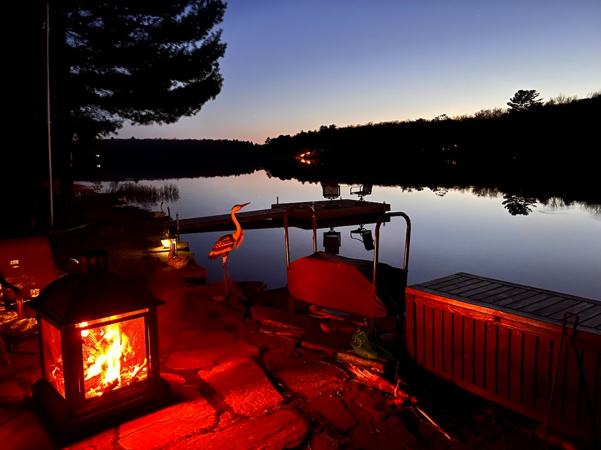 Quiet  Lake Retreat