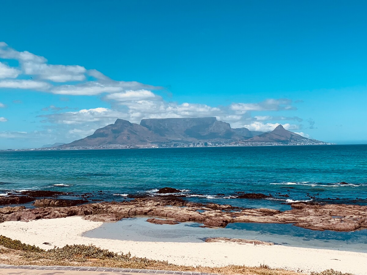 海景海浪海滩别墅