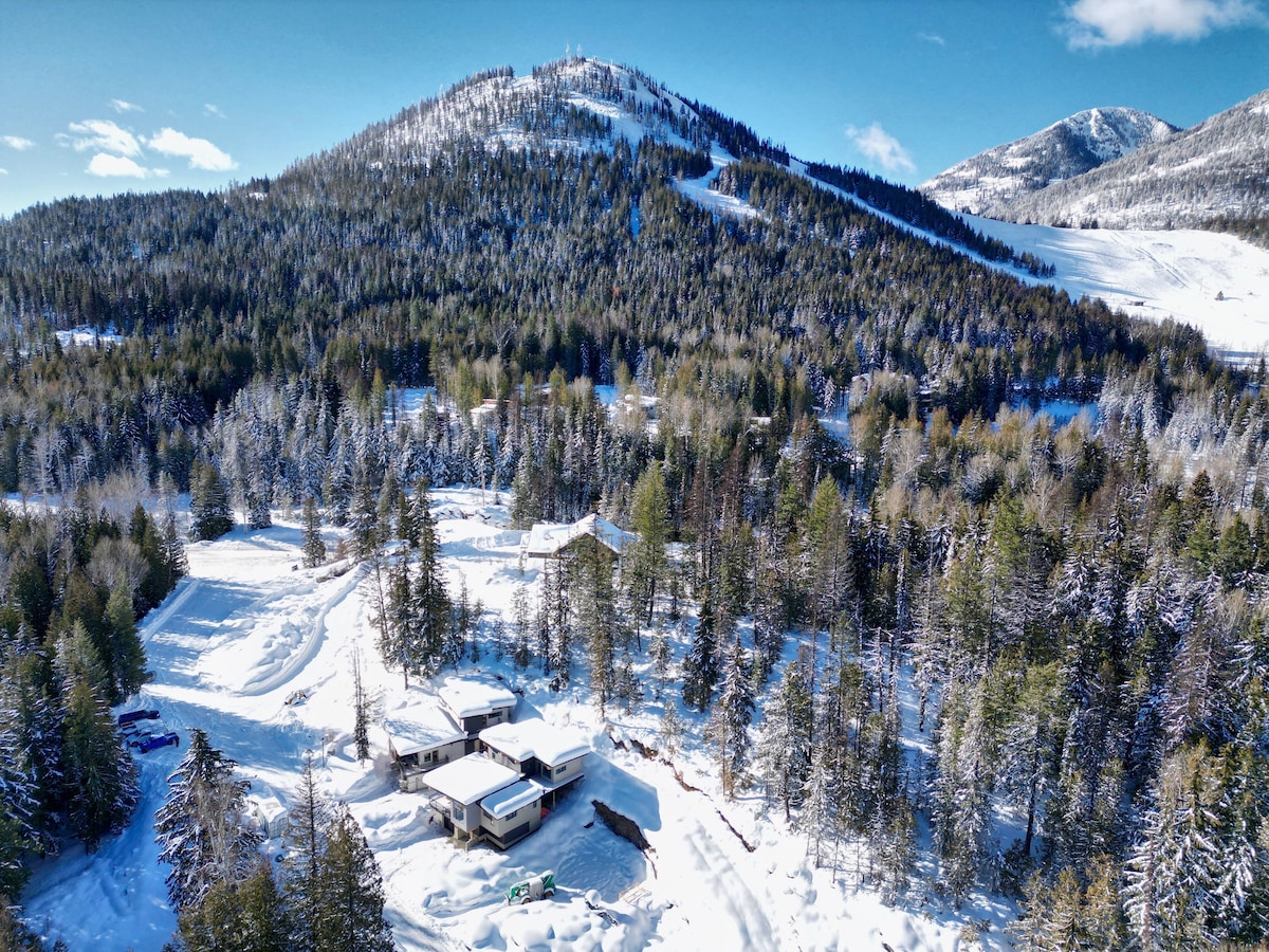 EcoLuxury House & Suite at Red Mountain