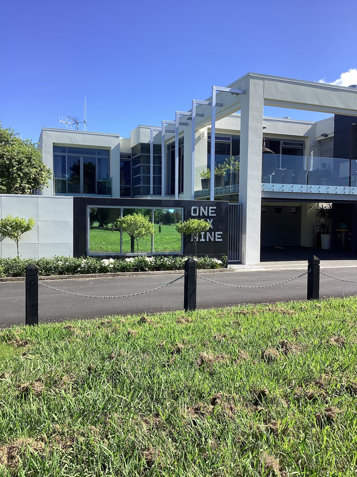 Lakeside -  Minutes to Waikato , Braemar Hospitals