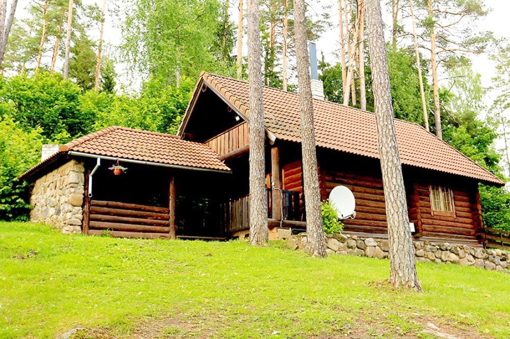 Käbi Puhkemaja -带桑拿的大房子