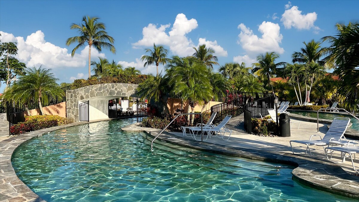 Lazy River Luxury: Serene Summer Stay in Naples!