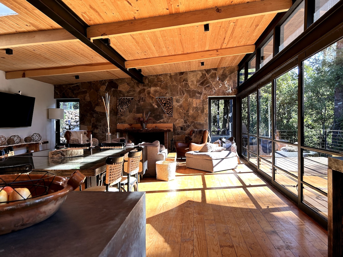 Mountain retreat in San Simon, Valle de Bravo.