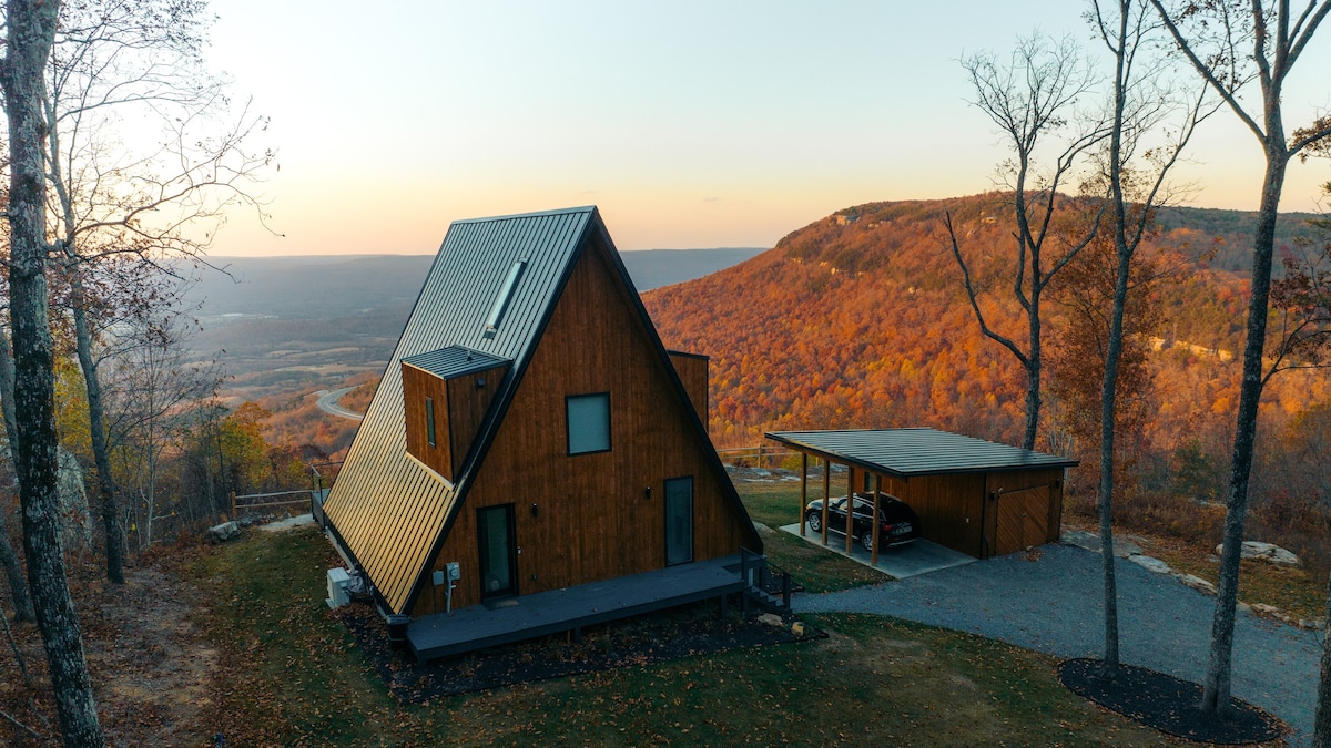 The Window Rock A-Frame - Chalet with Hot Tub