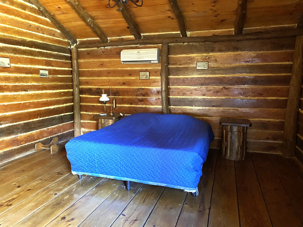 St. Bernard - Upscale cabin retreat @Juayúa