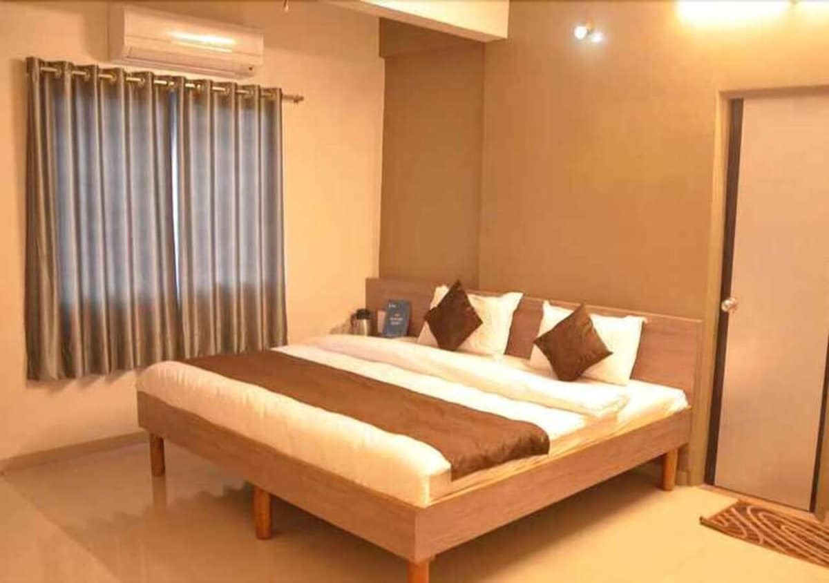 Deluxe Room in Aurangabad