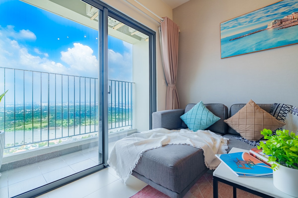 AmbiHOME 3Br great river-view Masteri Thao Dien T5