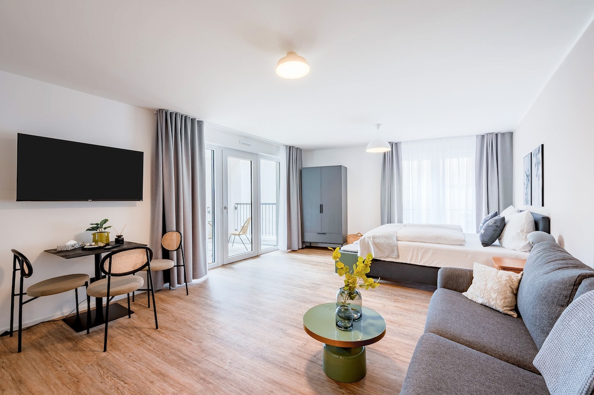 Metzingen Wilhelmstr. | Comfort Suite with balcony