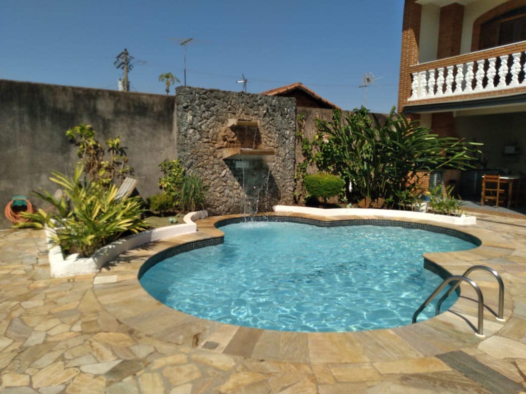 Estação Brotense_Casa com piscina e fogueira