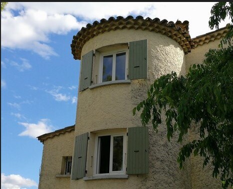 Chambre privée indépendante avec jacuzzi