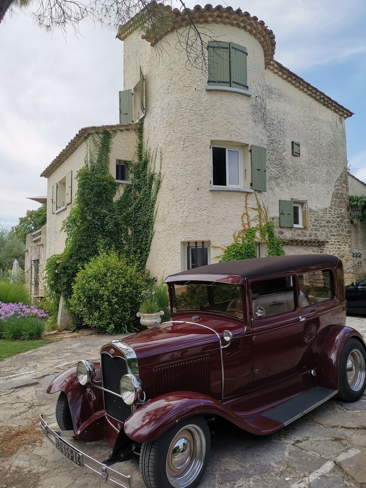 Chambre privée indépendante avec jacuzzi