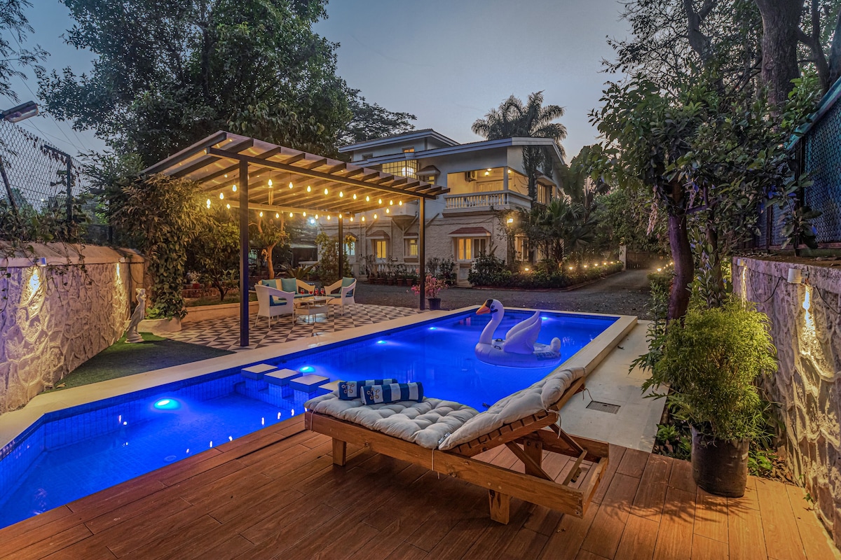 5BR Pool Villa/ Lawn & Pool table