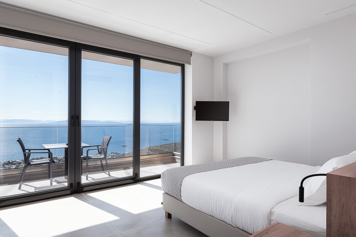 Superior Suites By Saronida Hills