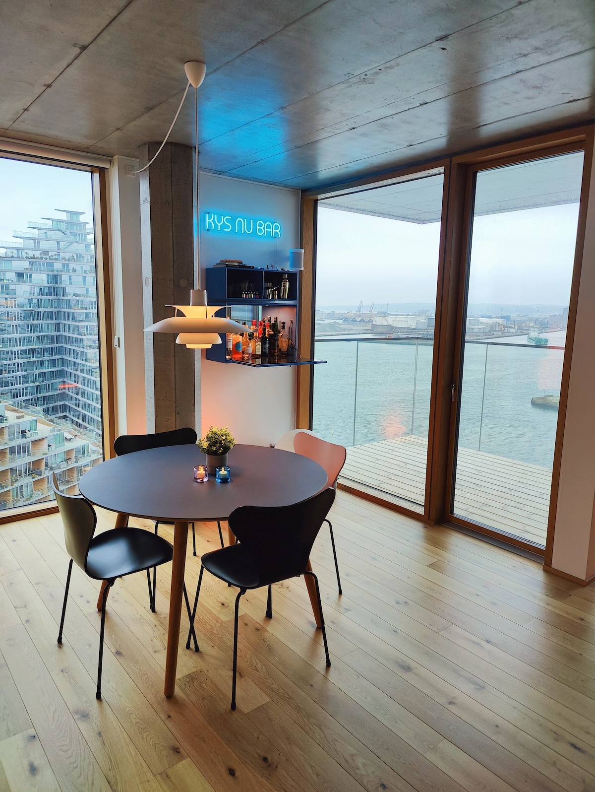 Luxury on 12th floor - breathtaking ocean view