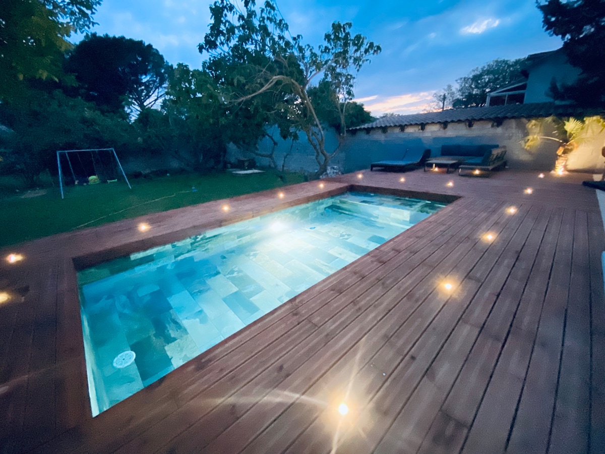 Villa piscine balinaise proche du Mont Ventoux
