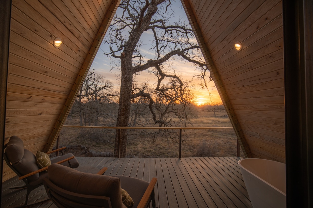 Pecan Treehouse @ A-Frame Ranch