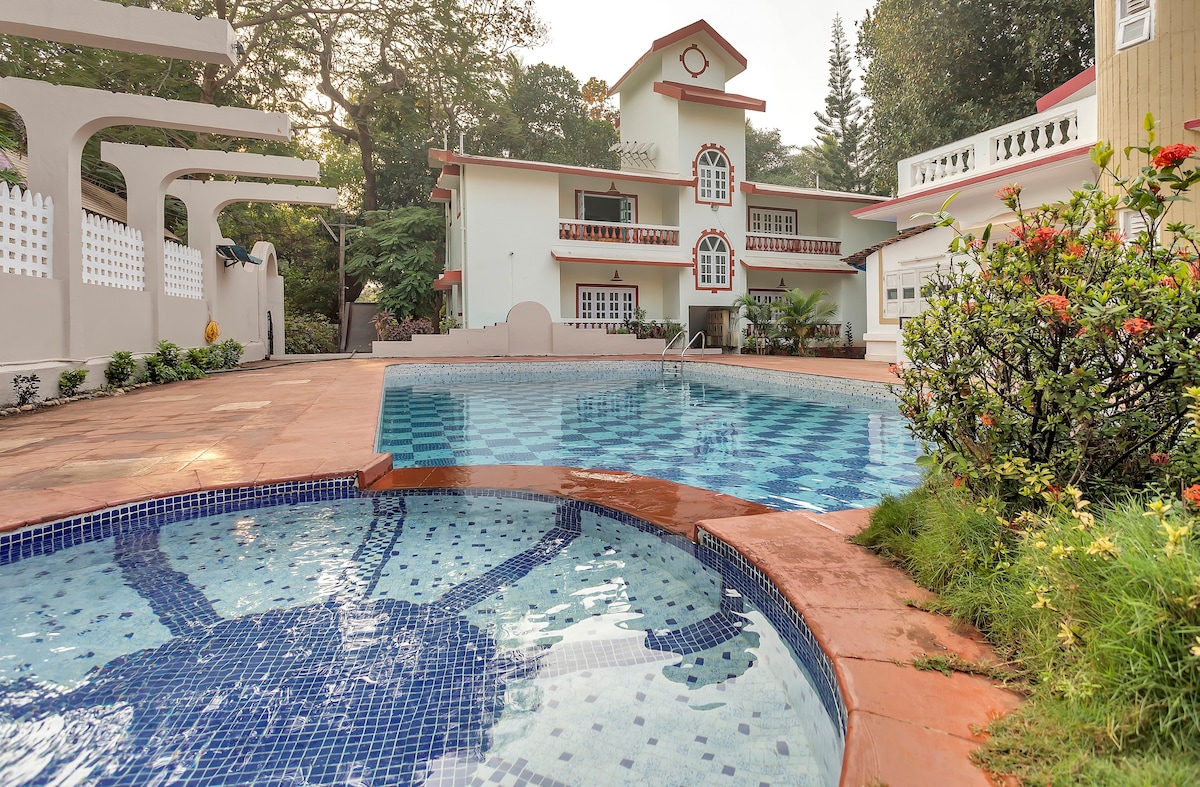 Lovely 1BR with Pool, 3min Walk to Candolim Beach