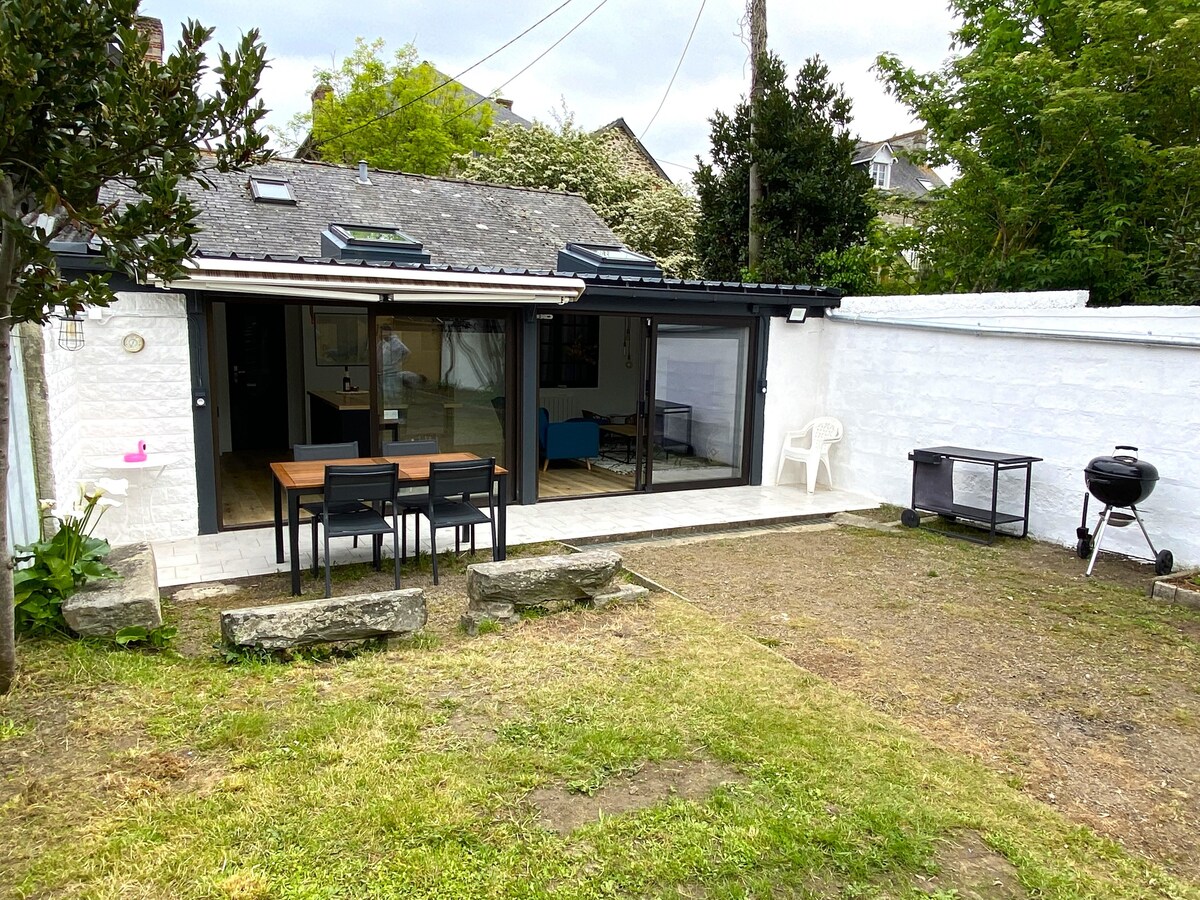 Maison proximité à pied de la plage et commerces