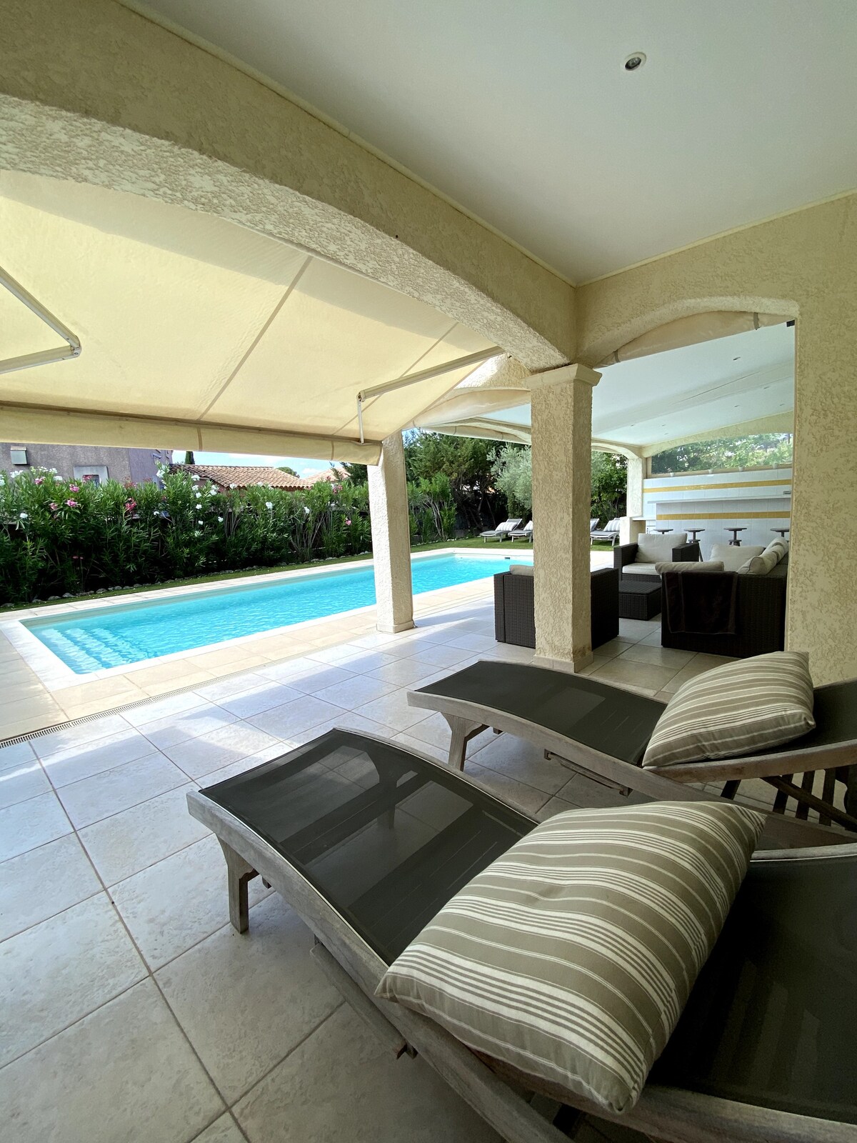 Prachtige stijlvolle villa met privé zwembad