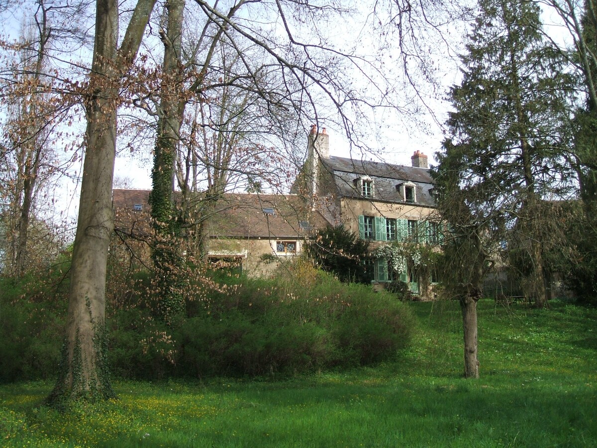 Loft atypique en bordure d'Yonne