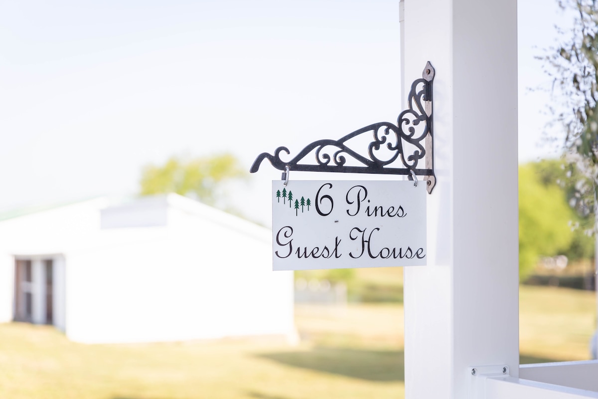 6 Pines Guesthouse