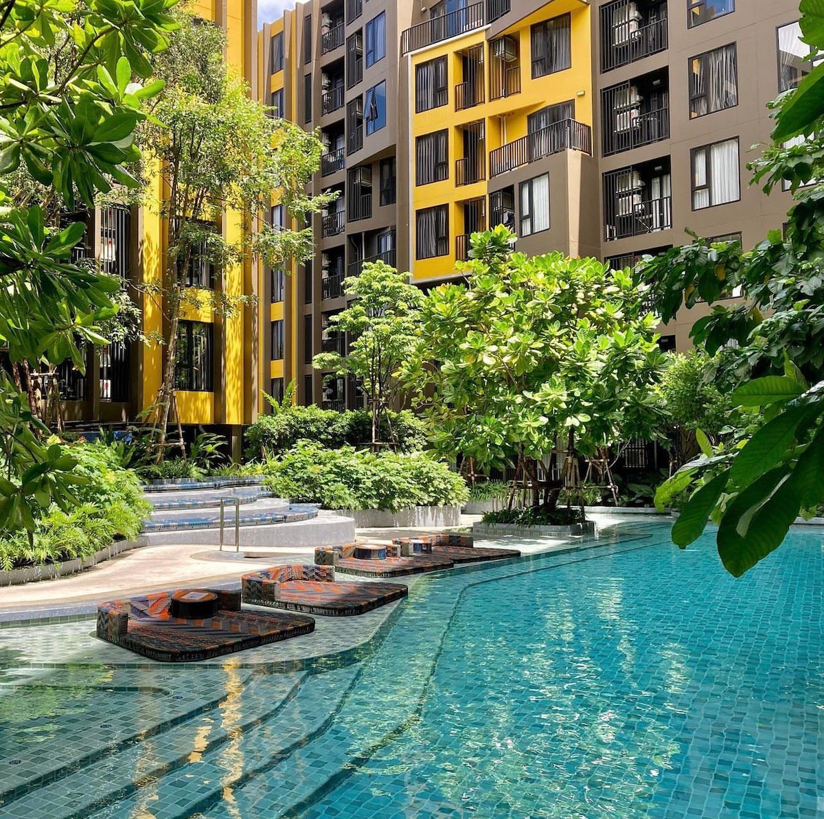 Stylish One-Bedroom Suite in Central Phuket