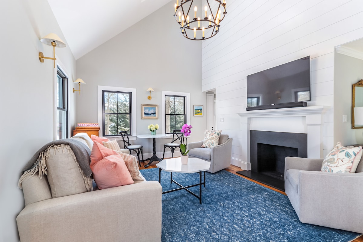 Beautifully Renovated Osterville Village Home