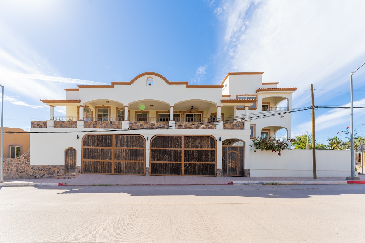 Casa de La Mar; Boutique Hotel in Loreto!