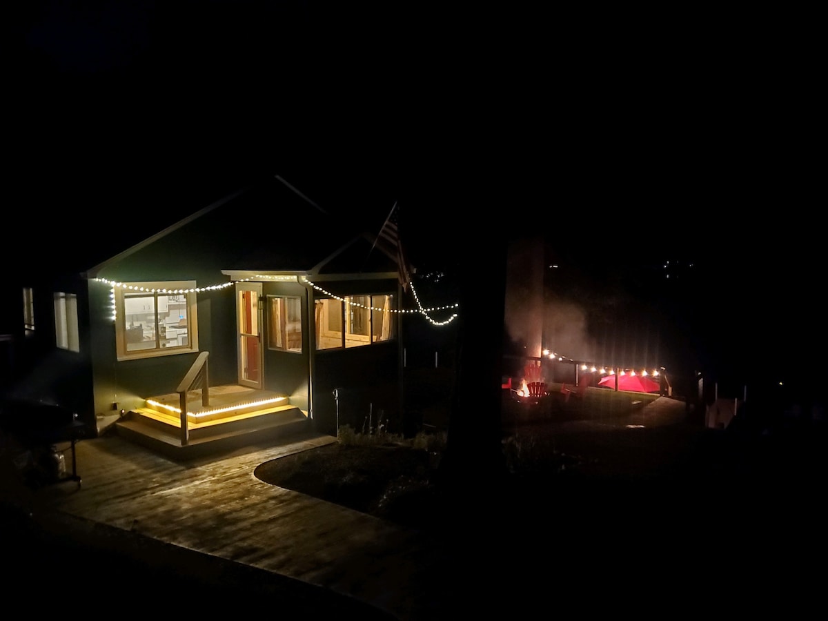 Lake Cottage on Papakeechie Lake