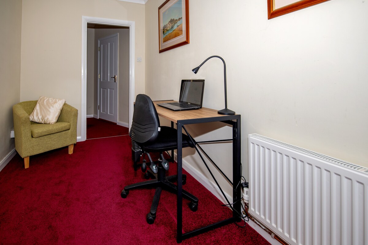 Entire apt. quiet area near Leeds Castle Maidstone