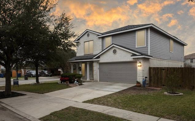 Spacious 4br near Lackland, Seaworld, & Downtown.