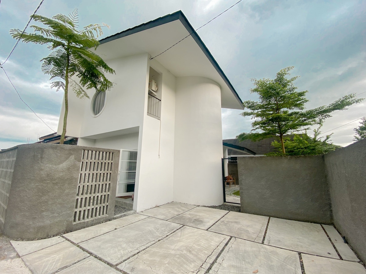 Turu D North - Palagan Villa Yogyakarta