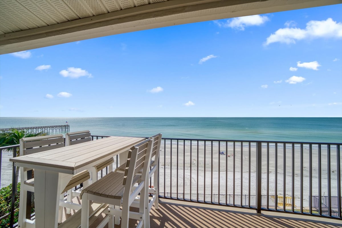 Tarpon Sky Lounge Luxury Beachfront Penthouse