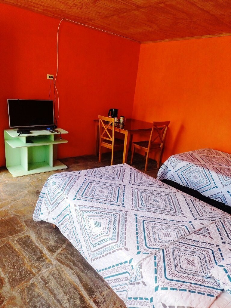 Habitación doble y baño Privado