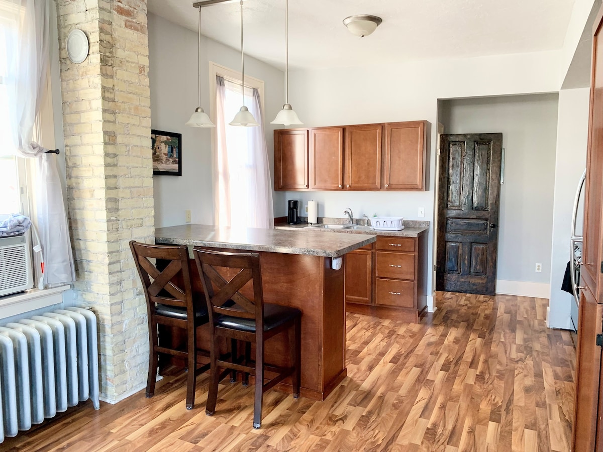 Cozy unit in historic downtown Kiel building