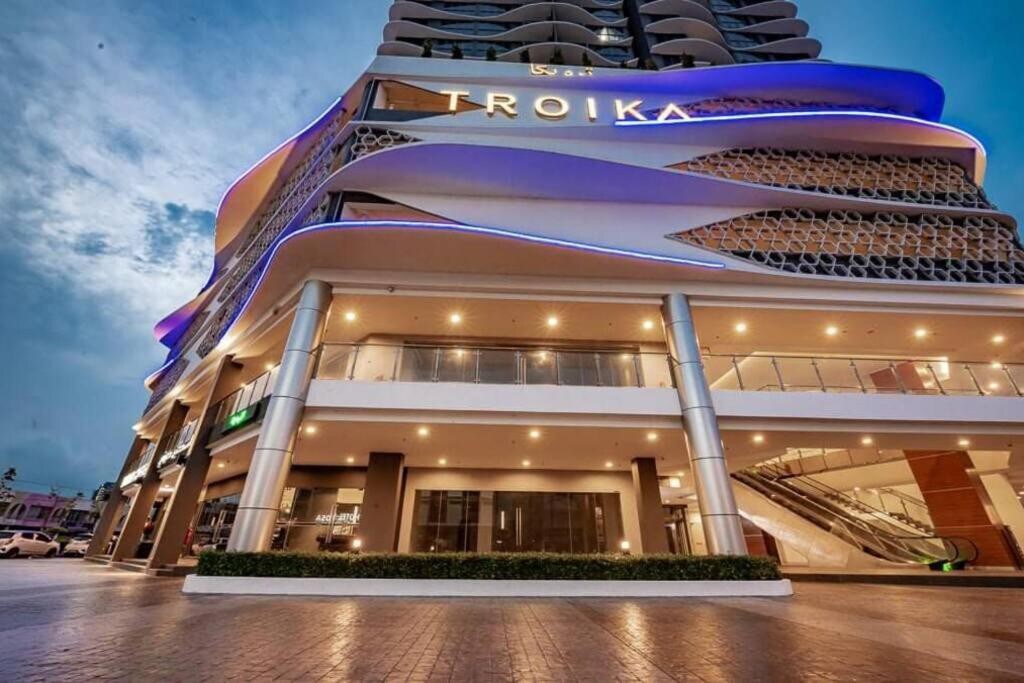 Troika Kota Bharu顶层公寓单间公寓1间客房