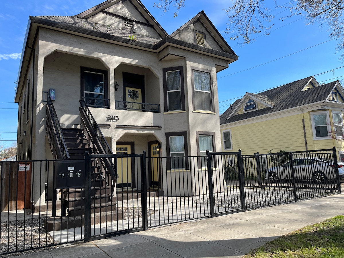 Charming Victorian A - Downtown Sac -