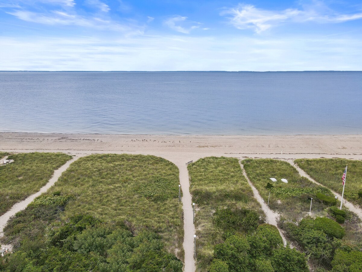 North Shore-Beachfront House