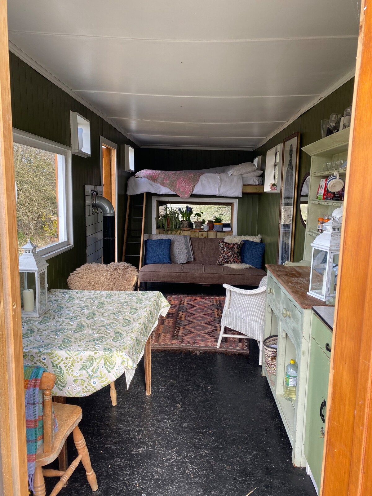 The Horse Box - Cozy Glamping