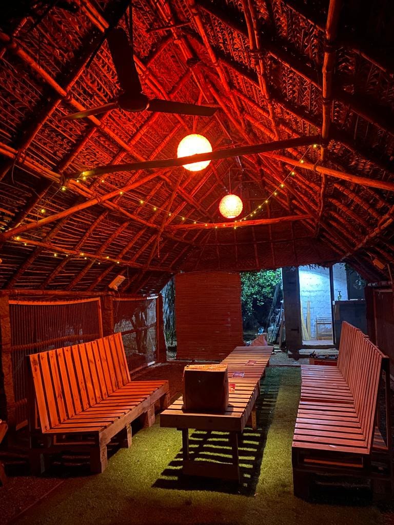 The Last Stop Backpackers Hostel-Fly on Nature