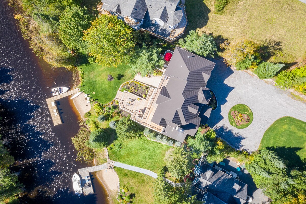 Rosseau’s Northern Landing - Waterfront Luxury