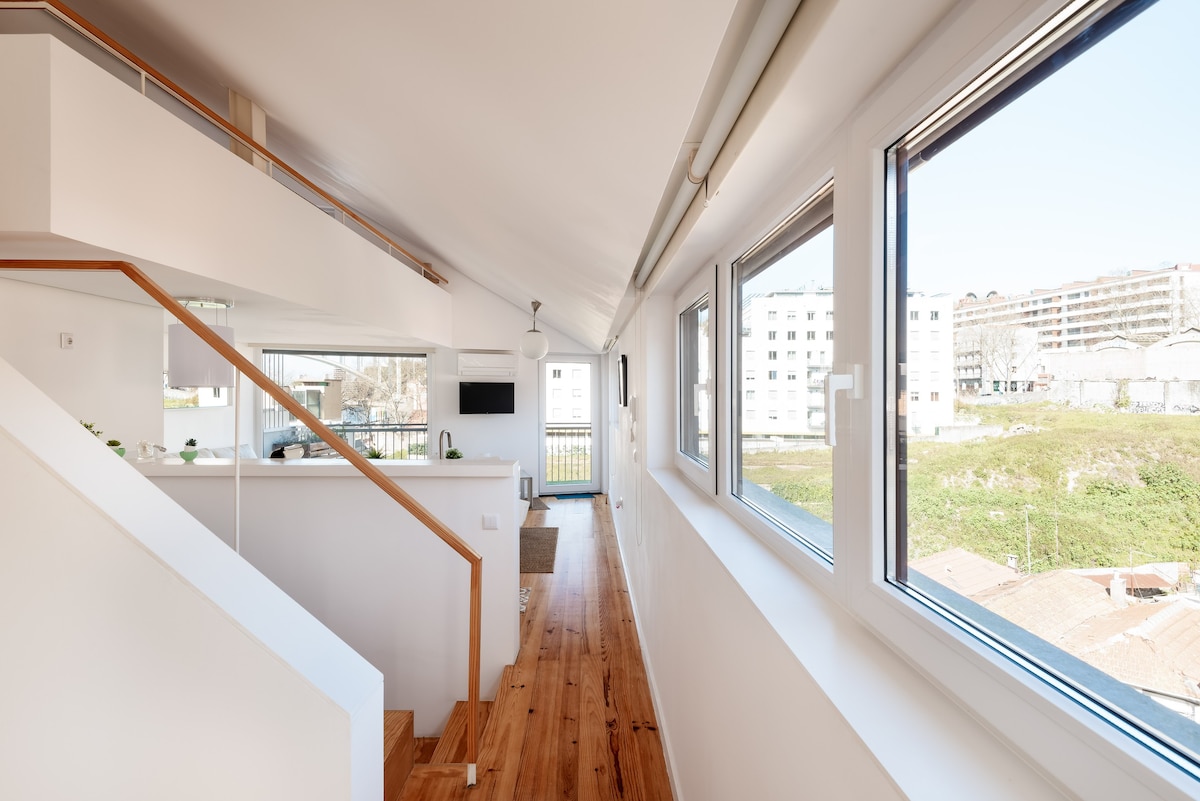 更方便• Flora公寓，带阳台的双层公寓+空调