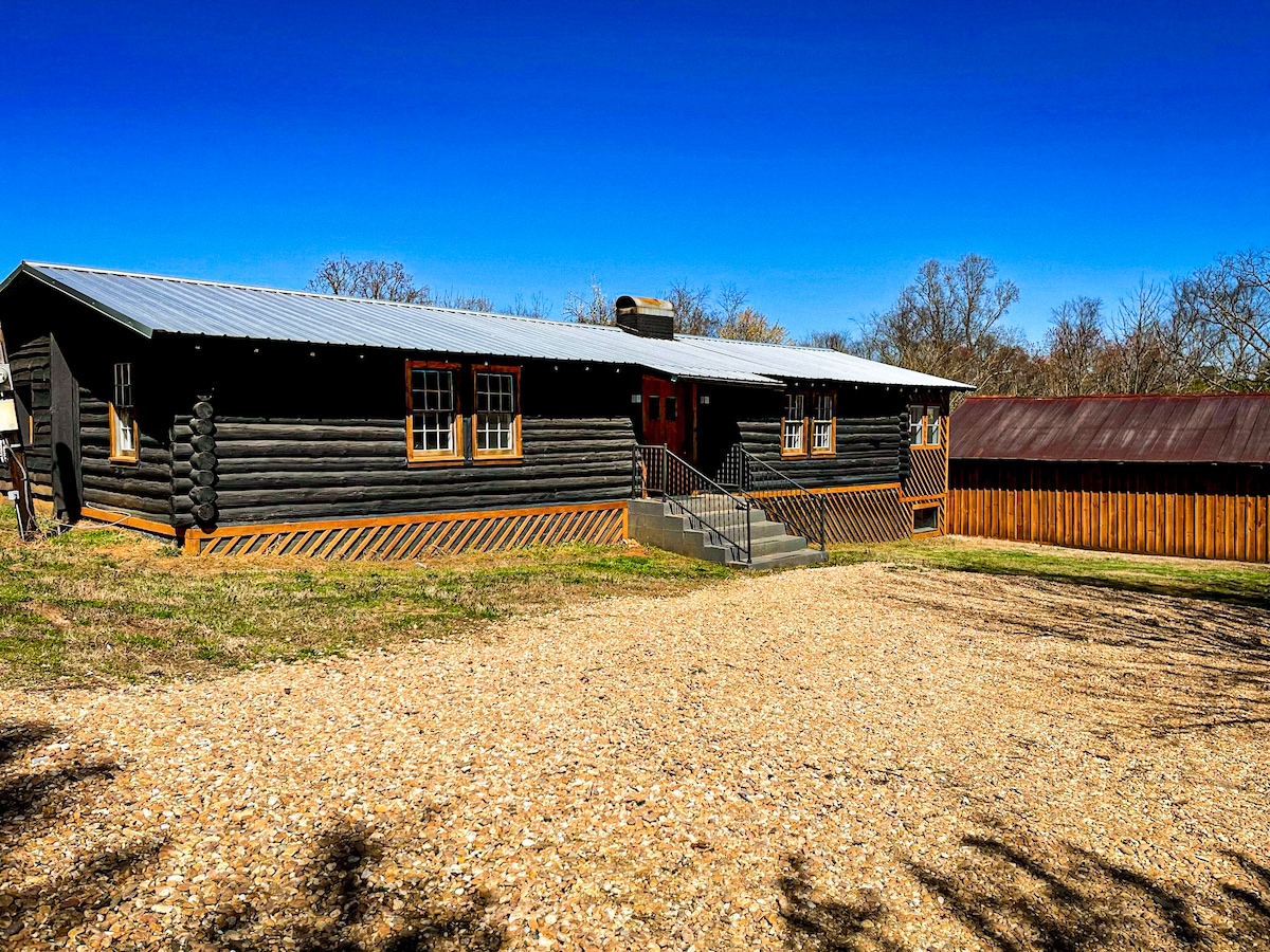 Onyx Cabin On its Creek; fishing, hiking, gold pan