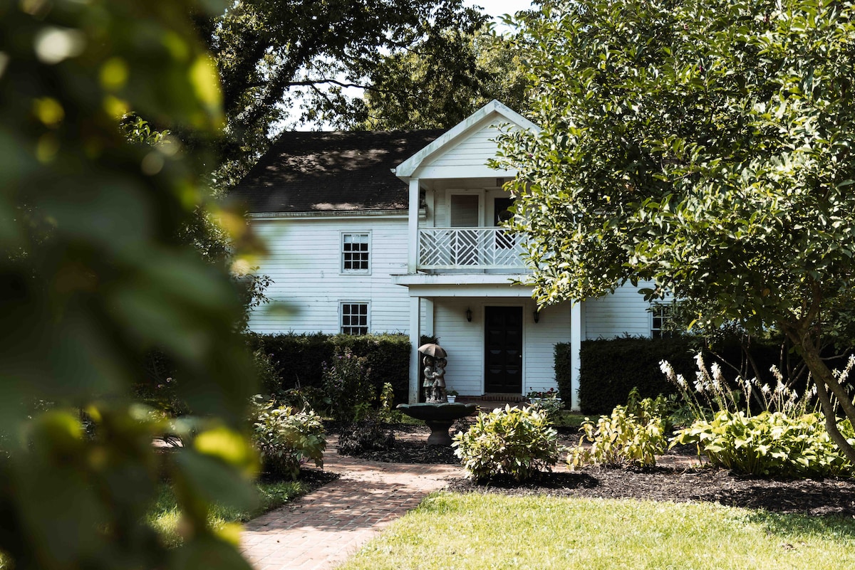 Carriage House